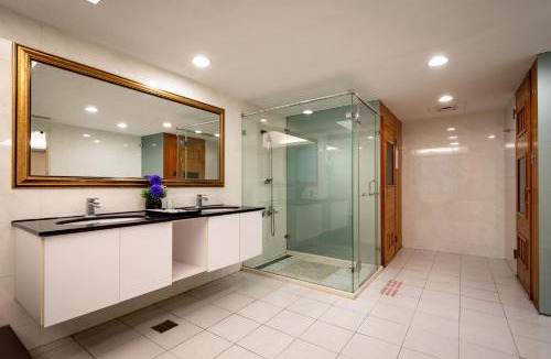 West District Hotel | Yoyo Hotel