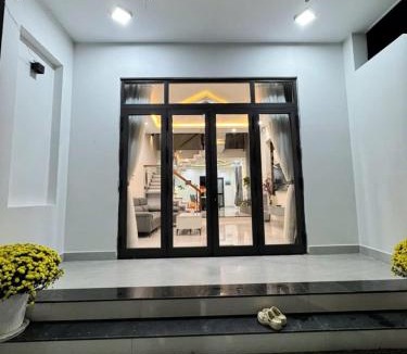 Mekong Delta Apartment | Yuybyuoo Retreat House