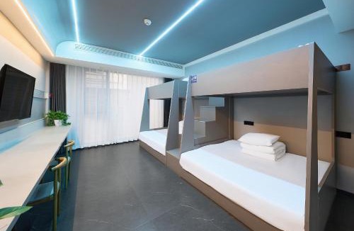 Wulingyuan House | ZhangJiaJieWuLingYuan栖见云舍Hotel