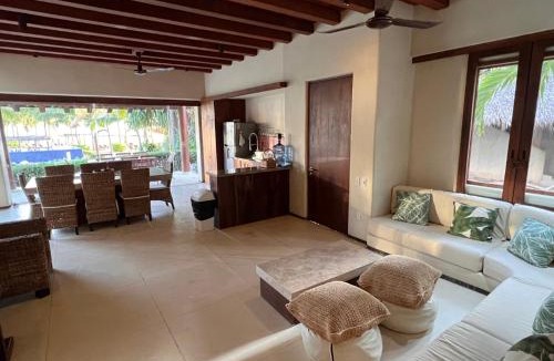 Zihuatanejo Villa | Zihuatanejo Lovely Villa
