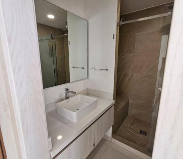 North Hotel Zone Apartment | Zoho Luxury Condo with Rooftop Pool, Gym, Parking