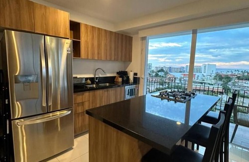 North Hotel Zone Condo | Zoho Skies 2 BDR & Bay View