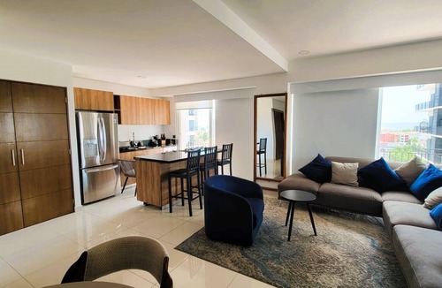 North Hotel Zone Condo | Zoho Skies 2 BDR & Bay View