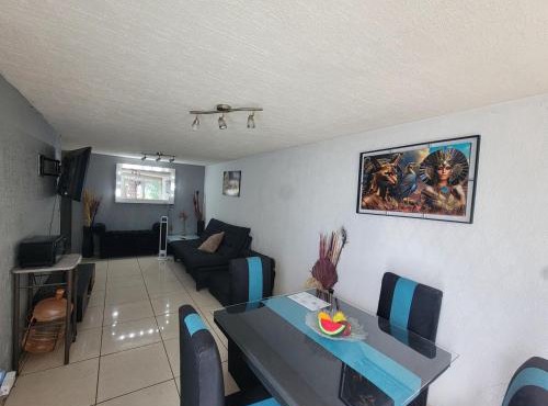 Águilas House 1 Alojamiento entero 3 habitaciones
