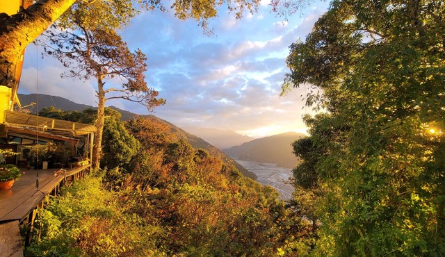 清境禾風里湖畔農莊景觀餐廳適合登山騎行與家庭團體寵物友善