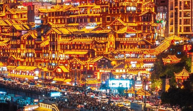 重庆千合智选高空酒店-解放碑洪崖洞店-Chongqing Qianhe Zhixuan High altitude Hotel - Monument to the People's Liberation Hongyadon