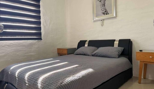 1415 2-bedroom apartment in serene Manzanillo with AC for comfort