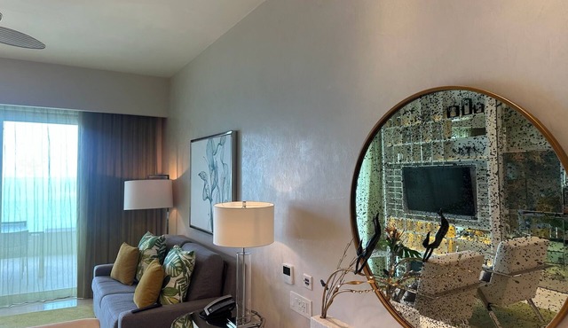 2-bedroom hotel suites in perfect Cancún with AC and fitness room