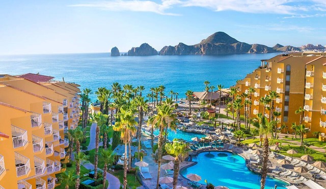 2BR at Villa del Palmar-Special Offer New Years for Beach Resort Near the Marina