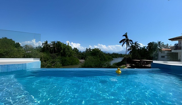 2BR Exclusive Private Pool Canal view y Beach