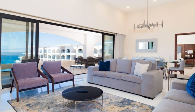 3 Bedroom Penthouse Oceanfront at Villa La Valencia Resort