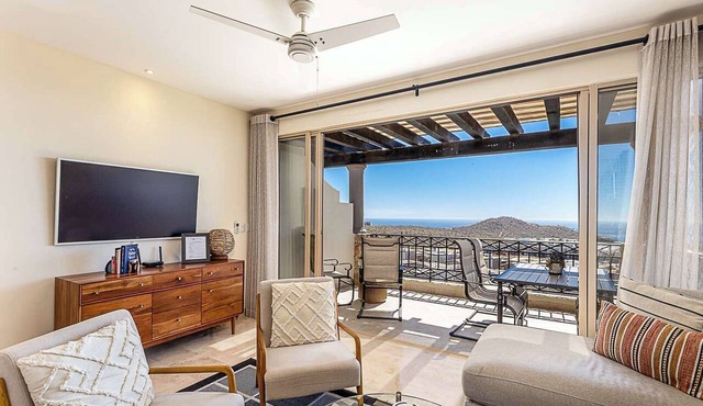 3 BR Luxury Penthouse w/Ocean View @ Ventanas !