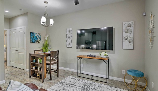 3 Mi to Downtown: Relaxing Stay in Edinburg Apt! in Edinburg