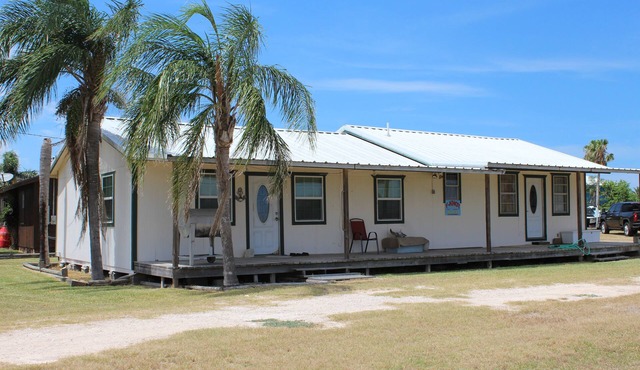 320 Copano - Perfect place to getaway & relax!
