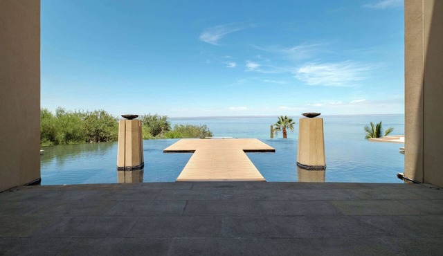 3BR Ocean View & Terrace at Vistamar