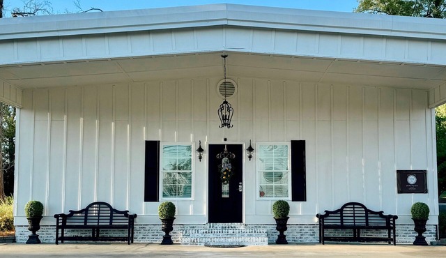 6-BR in Sylvester, GA - Southern Charm Meets Spacious Comfort in Sylvester