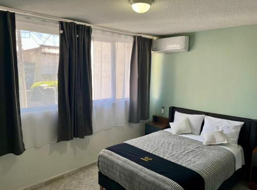 6 VENATOR House Boutique