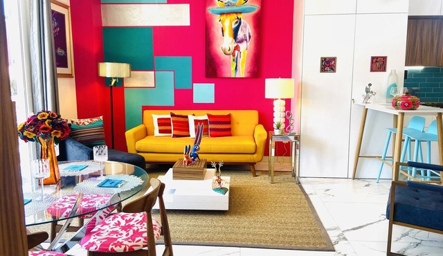 A BREATHTAKING HOME: in ZONA ROMANTICA!