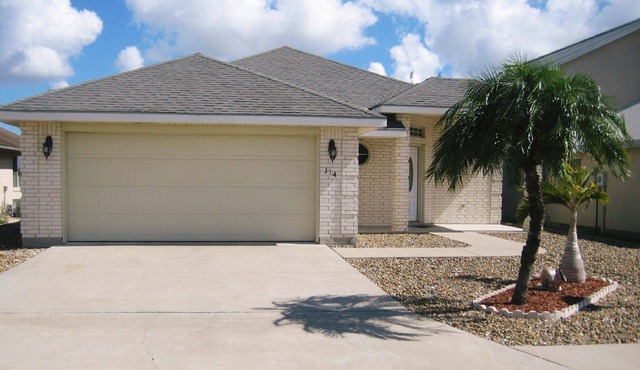 Active 55+ community close to McAllen Texas in Alamo