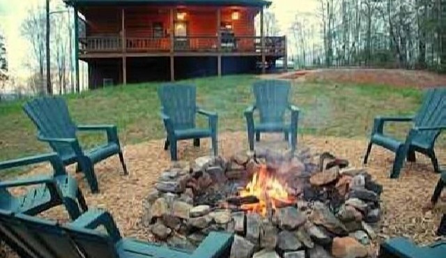 Affordable! Mtn Views, Game Room, Hot Tub, Amenities & More in Blue Ridge