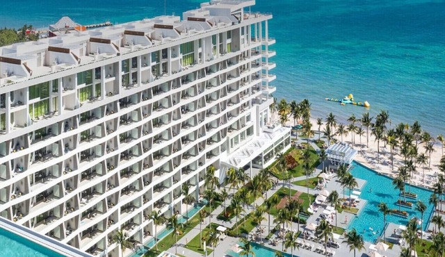 🌞 All-Inclusive Optional OceanFront Beach Resort 🏖️~ 𝕏 @MyBeachSuites Rentals