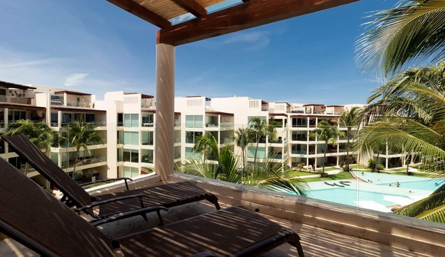 Amazing Oceanview Penthouse at The Elements by BRIC