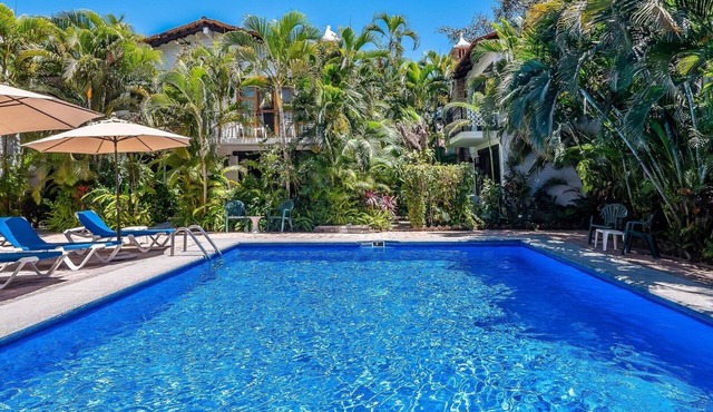 Amazing pool a few steps from a sandy beach