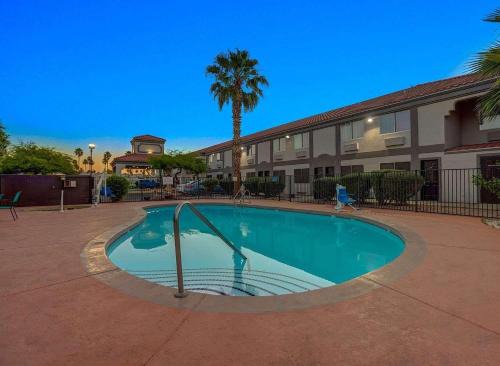 Americas Best Value Inn Apache Junction in Apache Junction