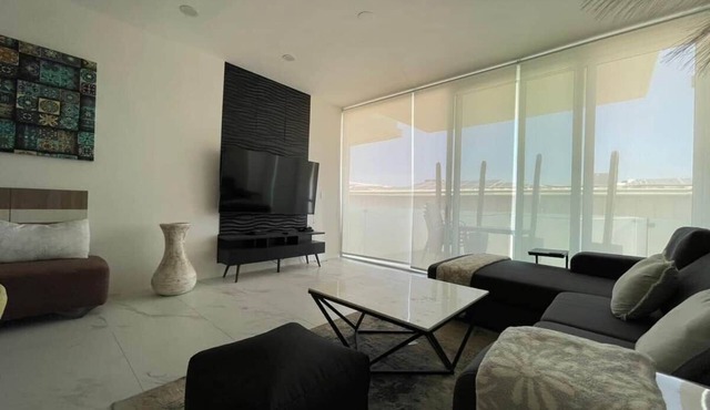 Apartamento de 2 dormitorios en el corazón de Cabo