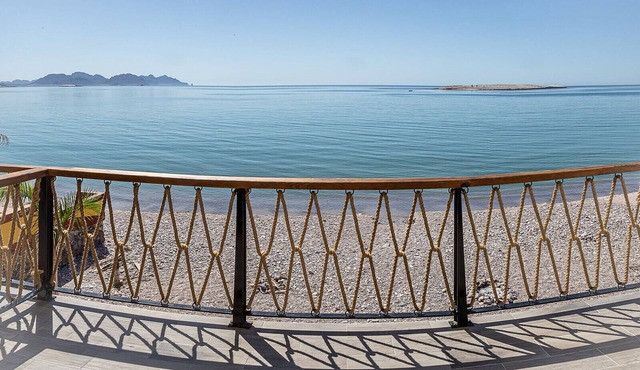 Apartment with exclusive access to San Carlos Beach