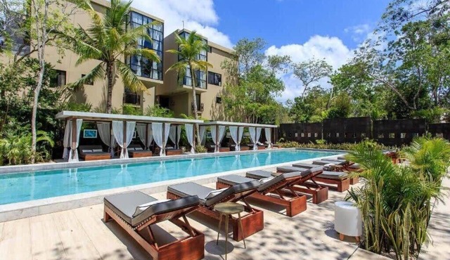 Arthouse w/Private Pool, Gym, and Wellness Spa