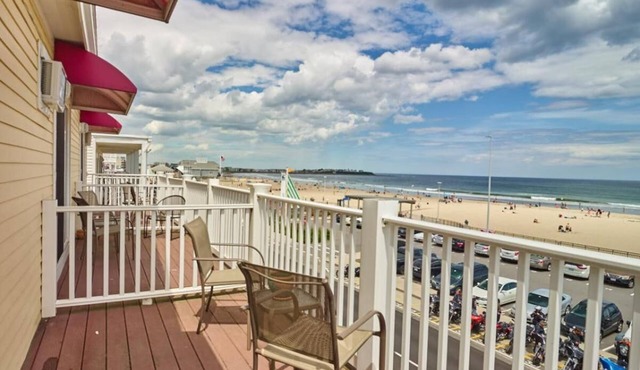 Atlantic Sands in Hampton