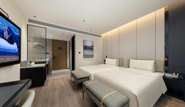 Atour Hotel Tianjin Binhai Dongting Road