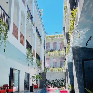 Bông Villa Hotel & Apartment