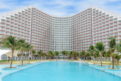 Bai Dai Resort near Cam Ranh Airport