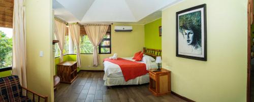Banana Palms Hotel