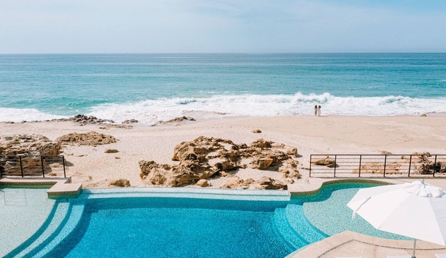 Beachfront Flats 3bd Residence