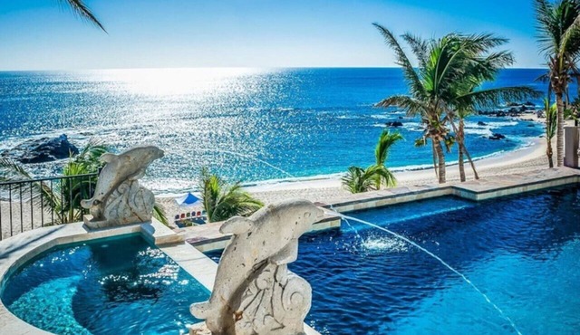Beachfront Palmilla Private Cove | Villa Paraiso