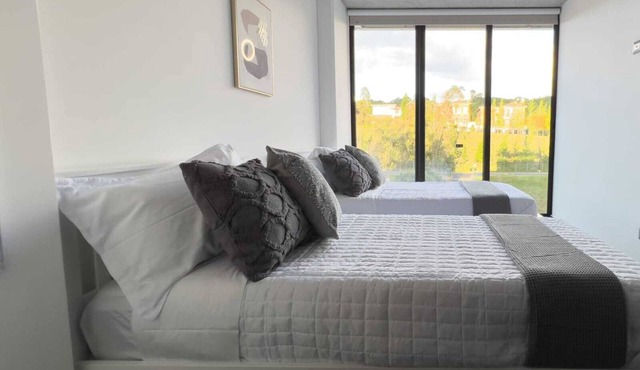 Beautiful 2 Bedroom Apartment 5 min walk from Cayala