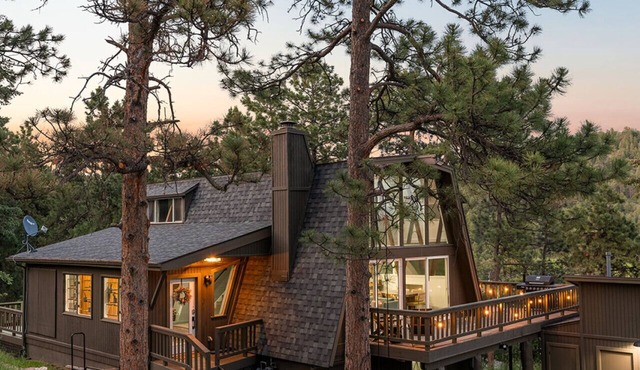 Beautiful A-Frame near Hiking/Red Rocks/Evergreen in Morrison