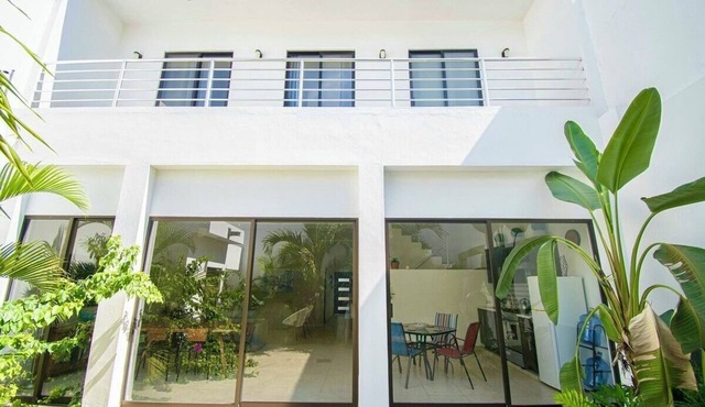 Beautiful and Relaxing 3 bedroom home three blocks to the beach.