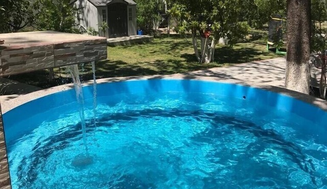 BEAUTIFUL COUNTRY HOUSE, DOWNTOWN, WIFI, POOL, POOL