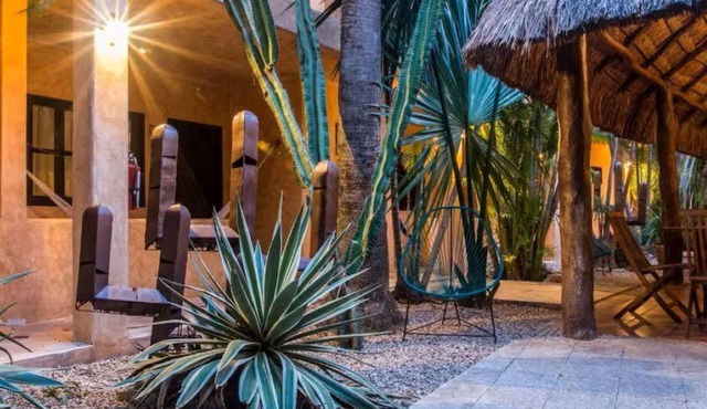 Beautiful DBL Bed Suite in the heart of Playa