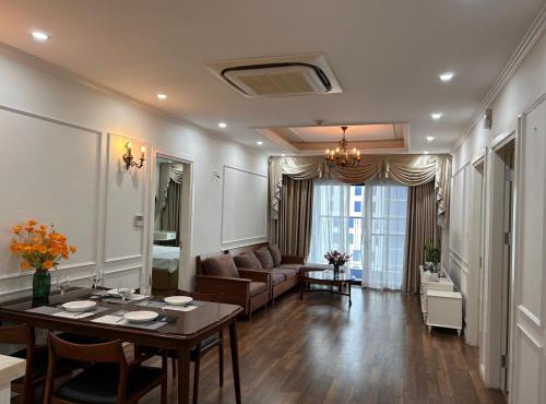 Beautiful House in Goldmark City 3 Rooms