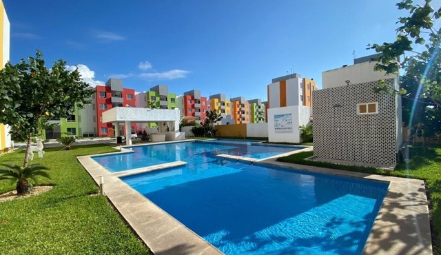Beautiful New apartment 10 minutes from the beach!