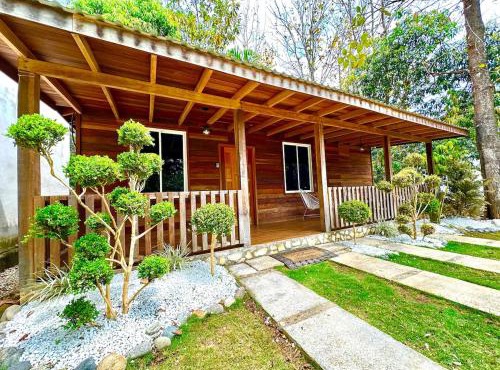 Beautiful Wooden Cabin W AC