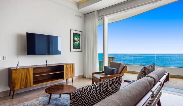 Blue Horizon 502 | 1BR/2BA Puerto Vallarta Ocean View, Pool & Gym