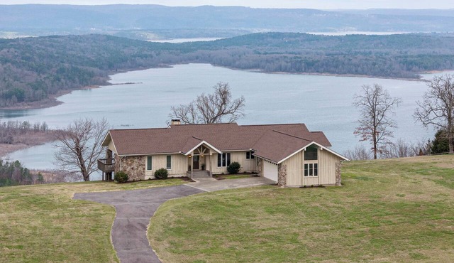 Bluff View House has vast open water views of Greers Ferry Lake in Arkansas in Quitman