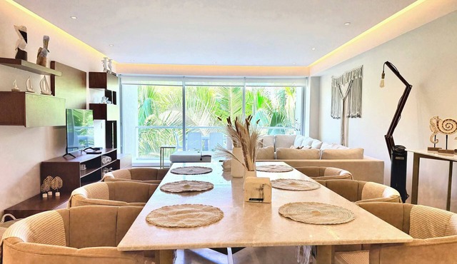 Bolongo 3BR your exclusive oceanfront escape