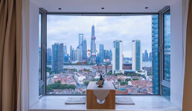 Book and Bed - East Nanjing Road